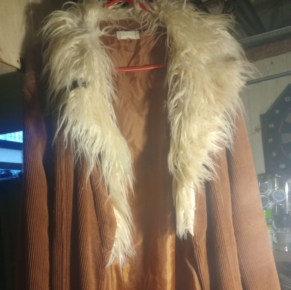 Brand new Coat,in perfect condition only worn once.